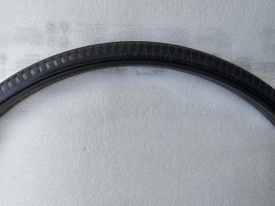 206117103 plášť na invalidní vozík 24x1, 25-540 PU, plný plášť, není potřeba duše,  černá,šedá dle skladových zásob