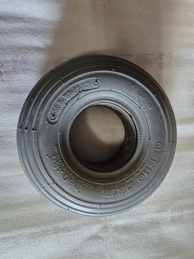 plášť na invalidní vozík 3.00-4 (260X85) plný