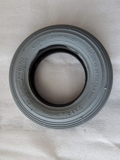 plášť na invalidní vozík 7x1 3/4 175x40 šedý
