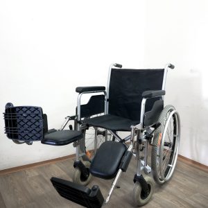 Servis 3600 4206 repas invalidní vozík s polohovacími stupačkami