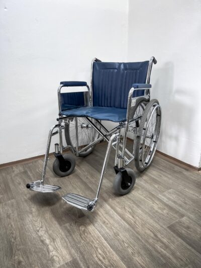 218-23 WHD 5042 repas mechanický invalidní vozík zesílený
