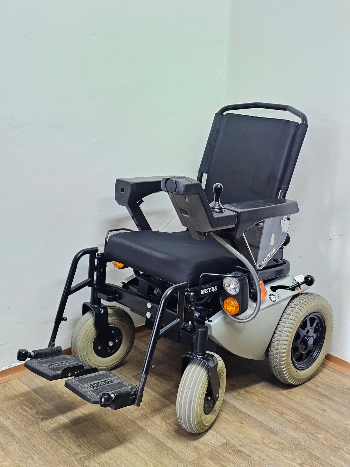 Eurosprint 5308 repas elektrický invalidní vozík